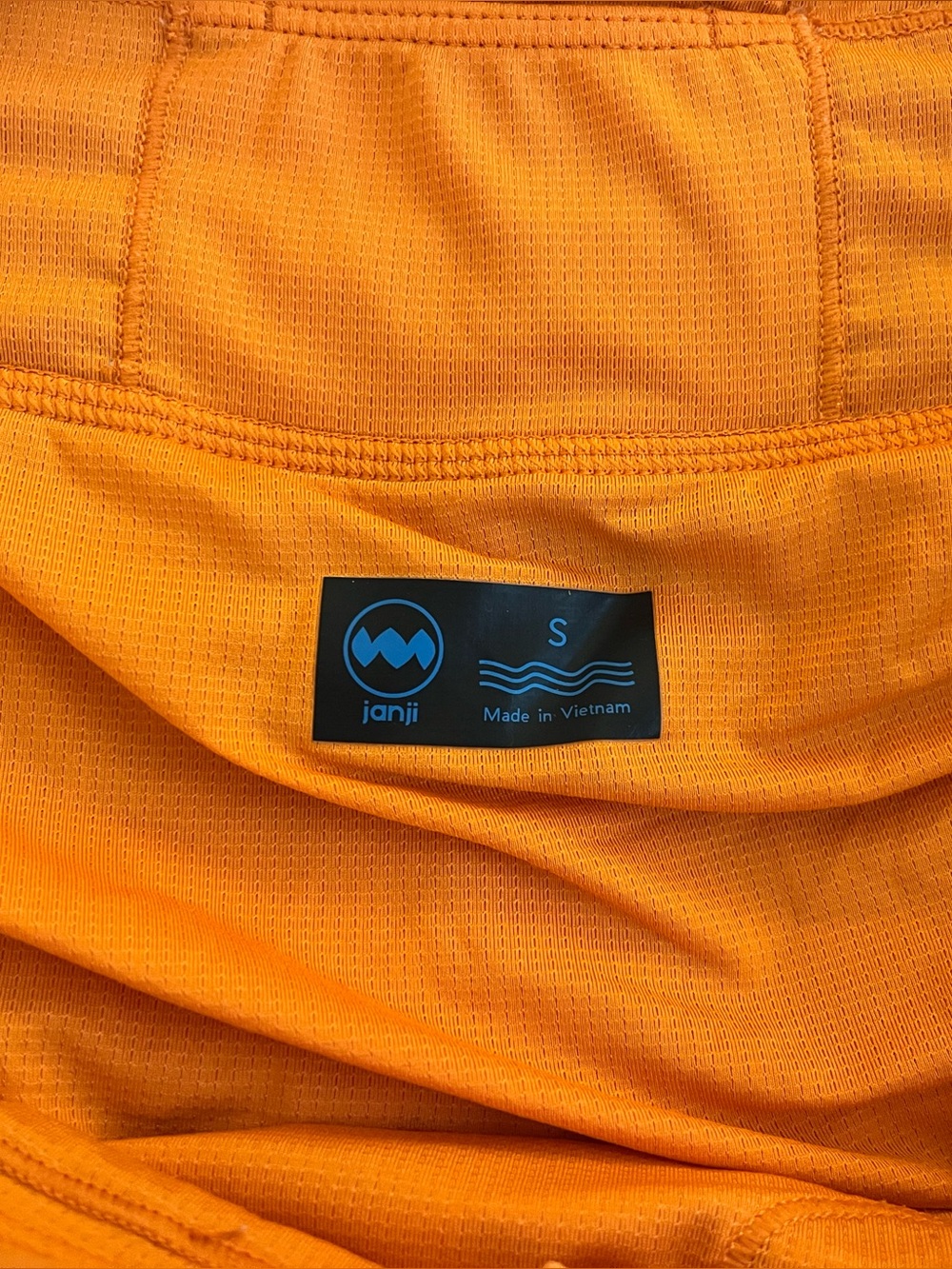 Janji 4” Cadence Shorts - Picture 3 of 4